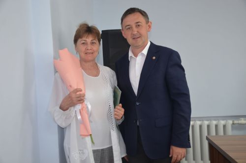 В Агрызском районе наградили социальных работников