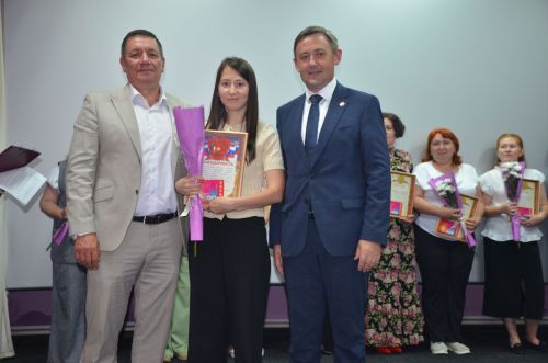 В Агрызе состоялось награждение медицинских работников