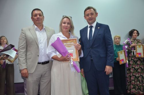 В Агрызе состоялось награждение медицинских работников