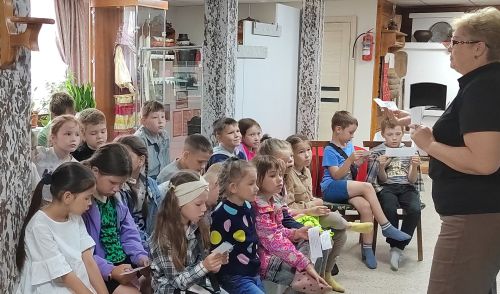 В музее Агрызского района прошёл урок «История коррупции» для школьников