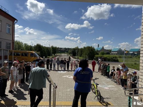 В Терсинской школе прошло мероприятие по правилам дорожного движения