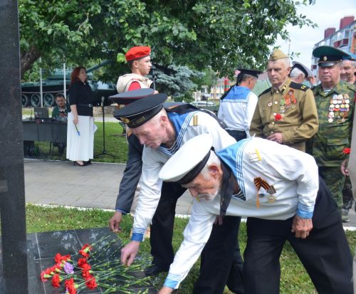 В Агрызе прошла акция памяти в День ветеранов боевых действий