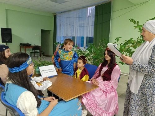 В Крындинском доме культуры состоялось мероприятие ко Дню языков народов России