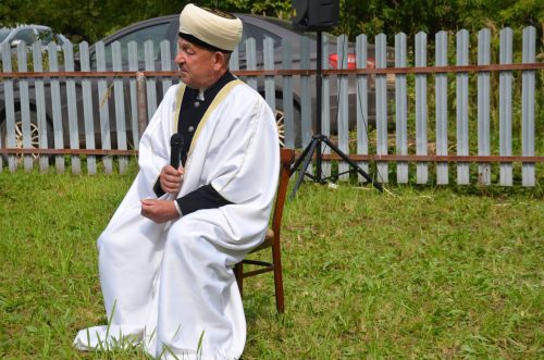 Связующий мост времен: презентация книги «Сукман — родина предков» прошла в родном селе авторов