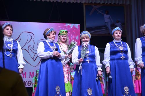 Концерт ко Дню матери