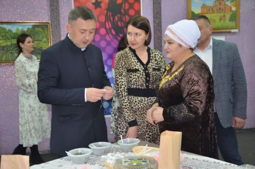 Концерт ко Дню матери