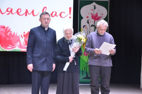 Концерт ко Дню матери