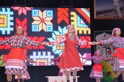 Концерт ко Дню матери