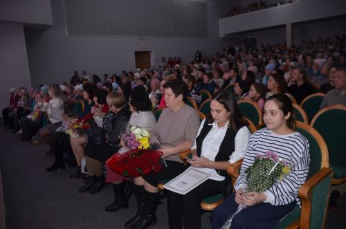 Концерт ко Дню матери