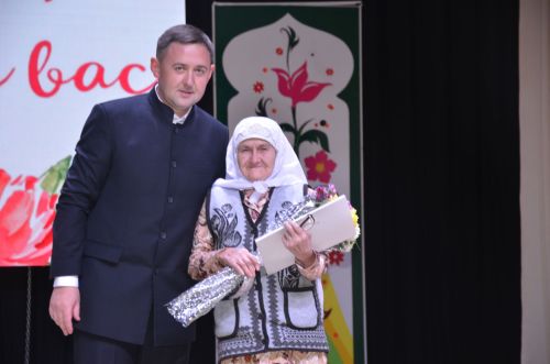 Концерт ко Дню матери