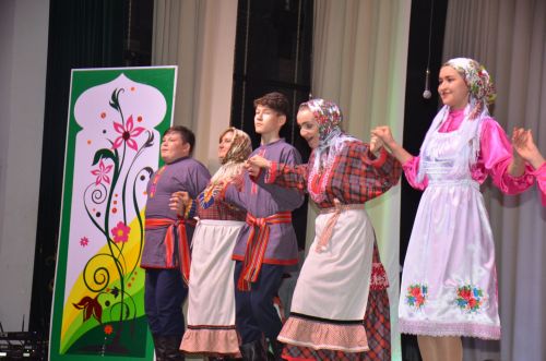 Гала-концерт районного фестиваля "Радуга культур"