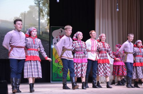Гала-концерт районного фестиваля "Радуга культур"