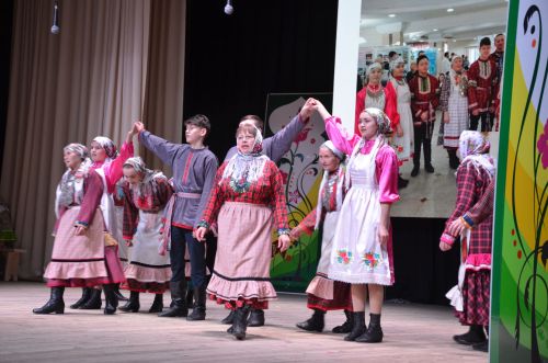 Гала-концерт районного фестиваля "Радуга культур"
