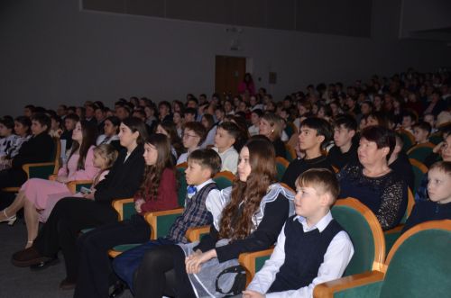Новогоднее представление с участием депутата Госдумы РФ Айратом Фарраховым