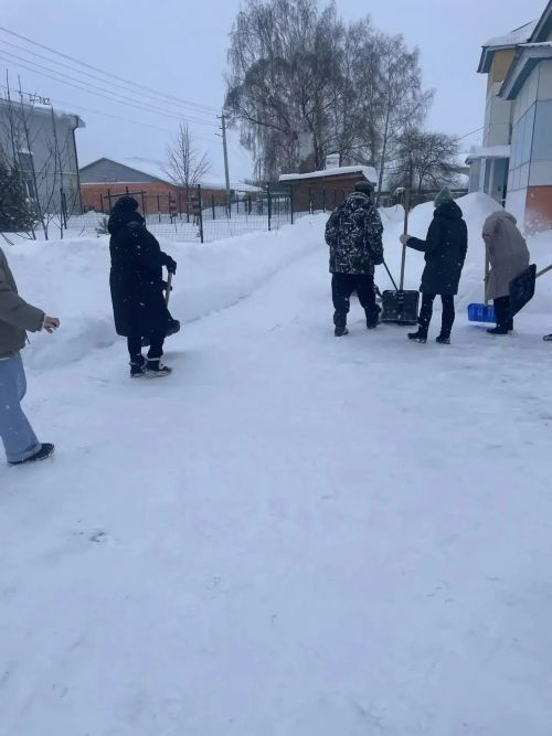 Общегородской субботник борьбы со снегом