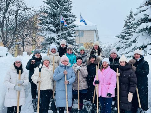 Общегородской субботник борьбы со снегом