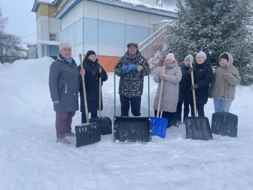 Общегородской субботник борьбы со снегом