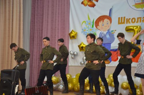 3-я городская школа отпраздновала 75-летний юбилей