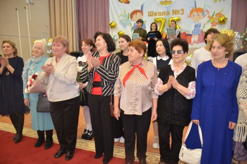 3-я городская школа отпраздновала 75-летний юбилей