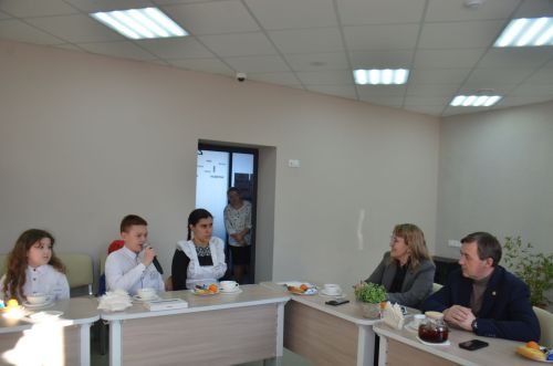 Круглый стол с участием главы района с победителями акции "Одаренные дети глубинки"