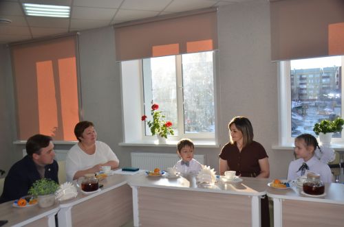 Круглый стол с участием главы района с победителями акции "Одаренные дети глубинки"