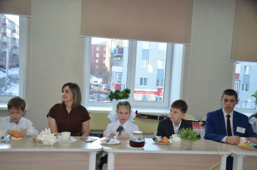 Круглый стол с участием главы района с победителями акции "Одаренные дети глубинки"