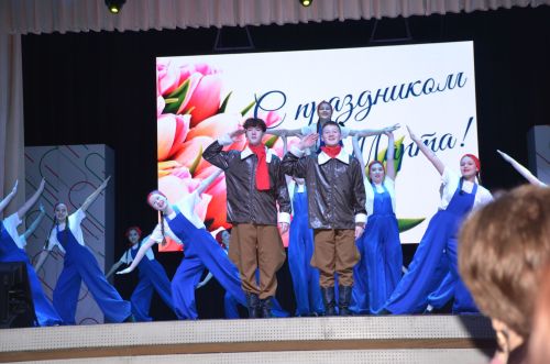 Концерт, посвященный 8 марта