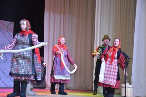 Триумф талантов: в Агрызском районе прошёл гала-концерт «Радуга культур»