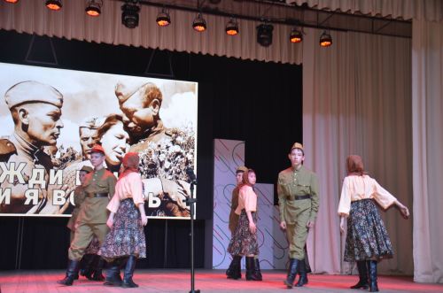 Триумф талантов: в Агрызском районе прошёл гала-концерт «Радуга культур»