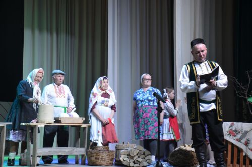Триумф талантов: в Агрызском районе прошёл гала-концерт «Радуга культур»