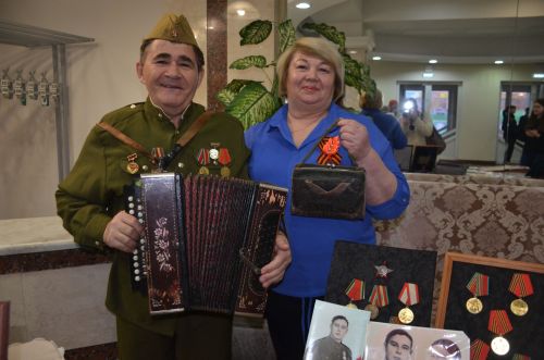Триумф талантов: в Агрызском районе прошёл гала-концерт «Радуга культур»