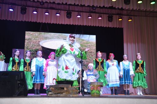 Триумф талантов: в Агрызском районе прошёл гала-концерт «Радуга культур»