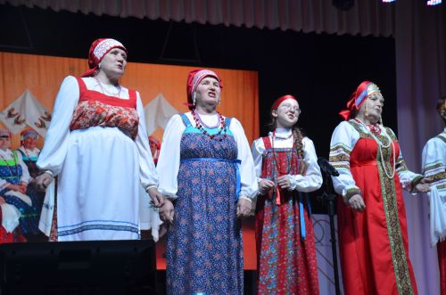 Триумф талантов: в Агрызском районе прошёл гала-концерт «Радуга культур»