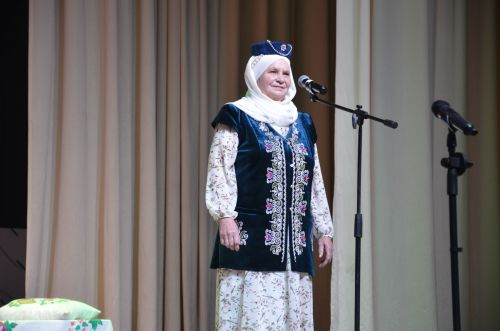Триумф талантов: в Агрызском районе прошёл гала-концерт «Радуга культур»