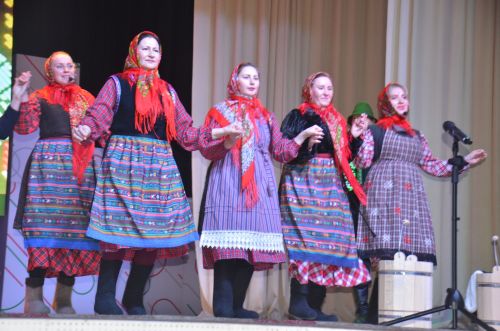 Триумф талантов: в Агрызском районе прошёл гала-концерт «Радуга культур»