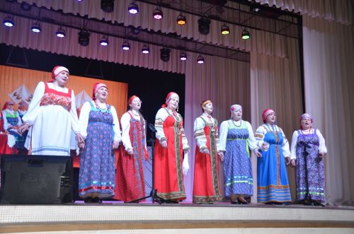 Триумф талантов: в Агрызском районе прошёл гала-концерт «Радуга культур»