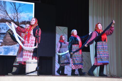 Триумф талантов: в Агрызском районе прошёл гала-концерт «Радуга культур»