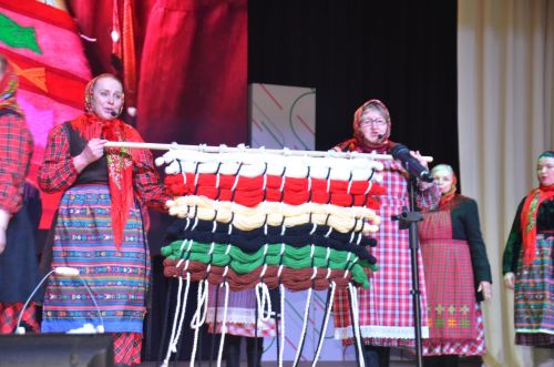 Триумф талантов: в Агрызском районе прошёл гала-концерт «Радуга культур»