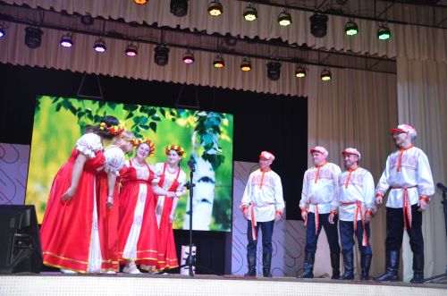 Триумф талантов: в Агрызском районе прошёл гала-концерт «Радуга культур»