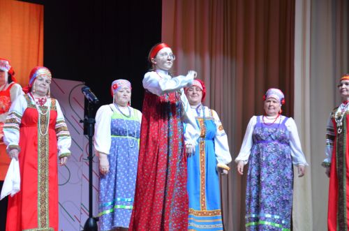 Триумф талантов: в Агрызском районе прошёл гала-концерт «Радуга культур»