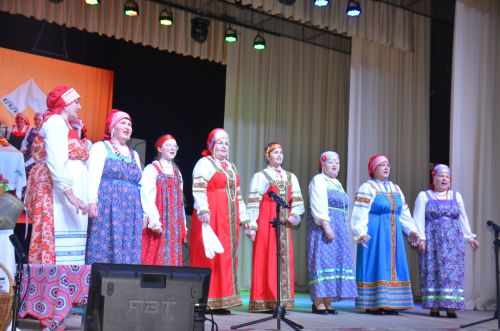 Триумф талантов: в Агрызском районе прошёл гала-концерт «Радуга культур»