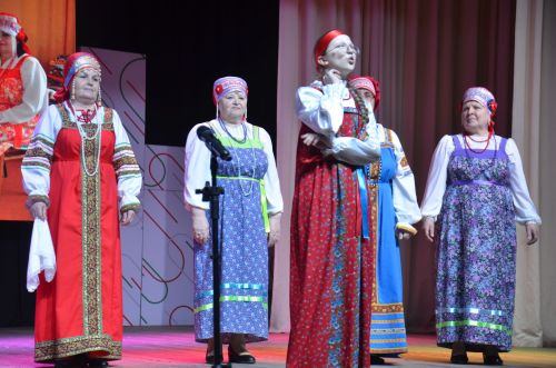Триумф талантов: в Агрызском районе прошёл гала-концерт «Радуга культур»