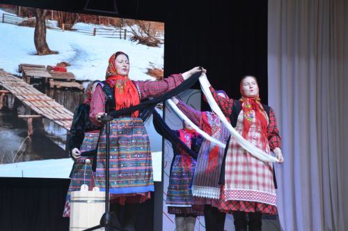 Триумф талантов: в Агрызском районе прошёл гала-концерт «Радуга культур»