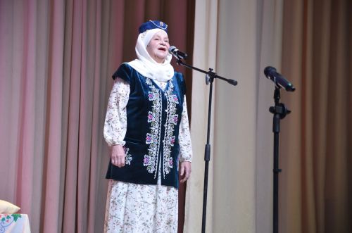 Триумф талантов: в Агрызском районе прошёл гала-концерт «Радуга культур»