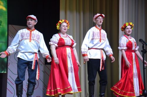 Триумф талантов: в Агрызском районе прошёл гала-концерт «Радуга культур»