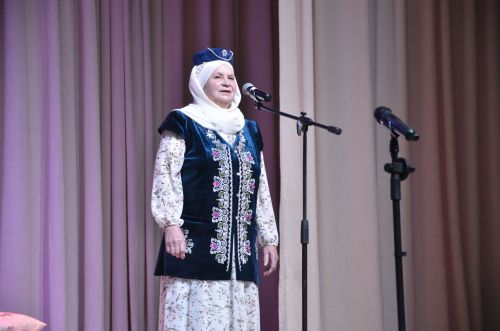 Триумф талантов: в Агрызском районе прошёл гала-концерт «Радуга культур»