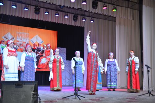 Триумф талантов: в Агрызском районе прошёл гала-концерт «Радуга культур»