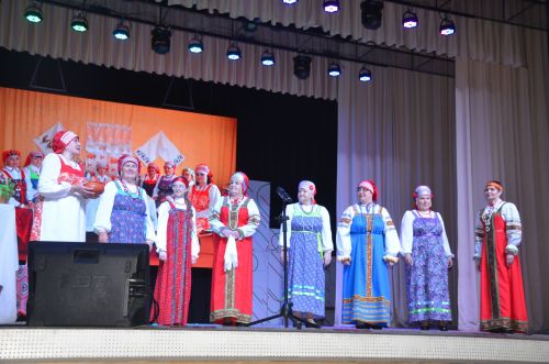 Триумф талантов: в Агрызском районе прошёл гала-концерт «Радуга культур»