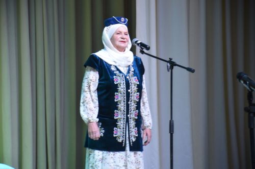Триумф талантов: в Агрызском районе прошёл гала-концерт «Радуга культур»