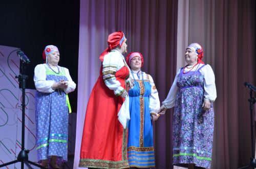 Триумф талантов: в Агрызском районе прошёл гала-концерт «Радуга культур»